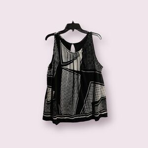 Apt 9 Women’s Geometric Black and White Tank/Blouse Size XL